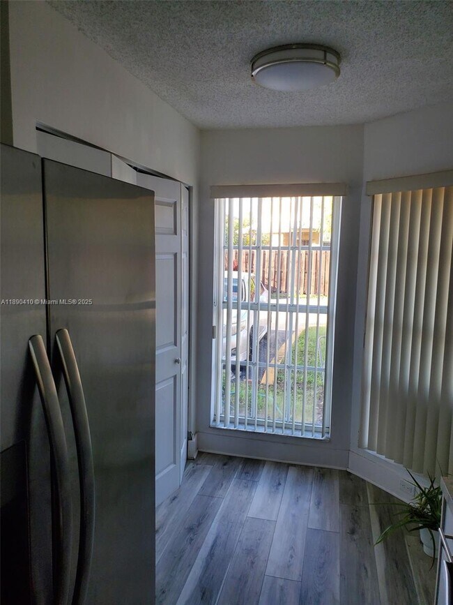 Building Photo - 14260 SW 57th Ln