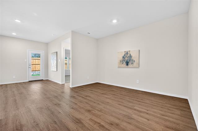 Building Photo - 4208 Carnation Dr