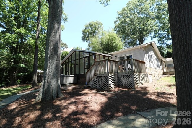 Building Photo - 4589 Giles Ave