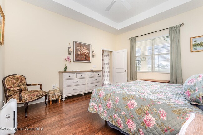 Building Photo - 2829 Avalonia Dr