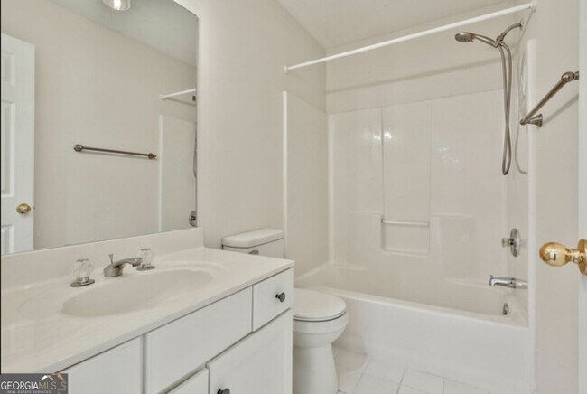 Building Photo - 1202 Loxley Cir