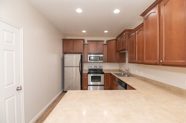 Building Photo - 3422 W Mount Cortina Way