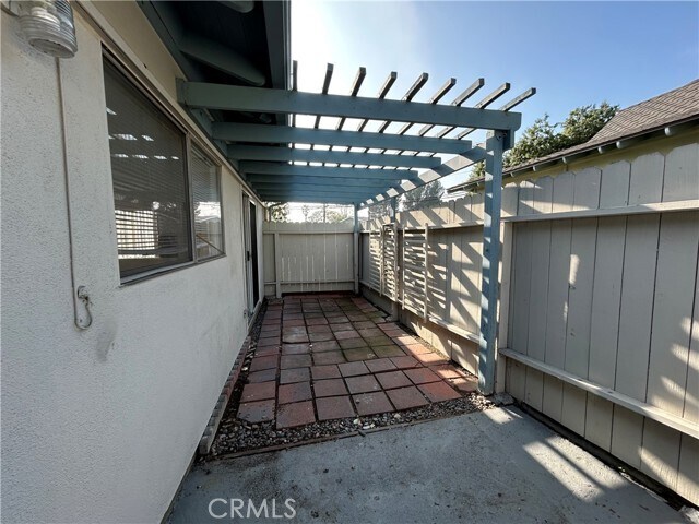 Building Photo - 3604 Country Club Dr