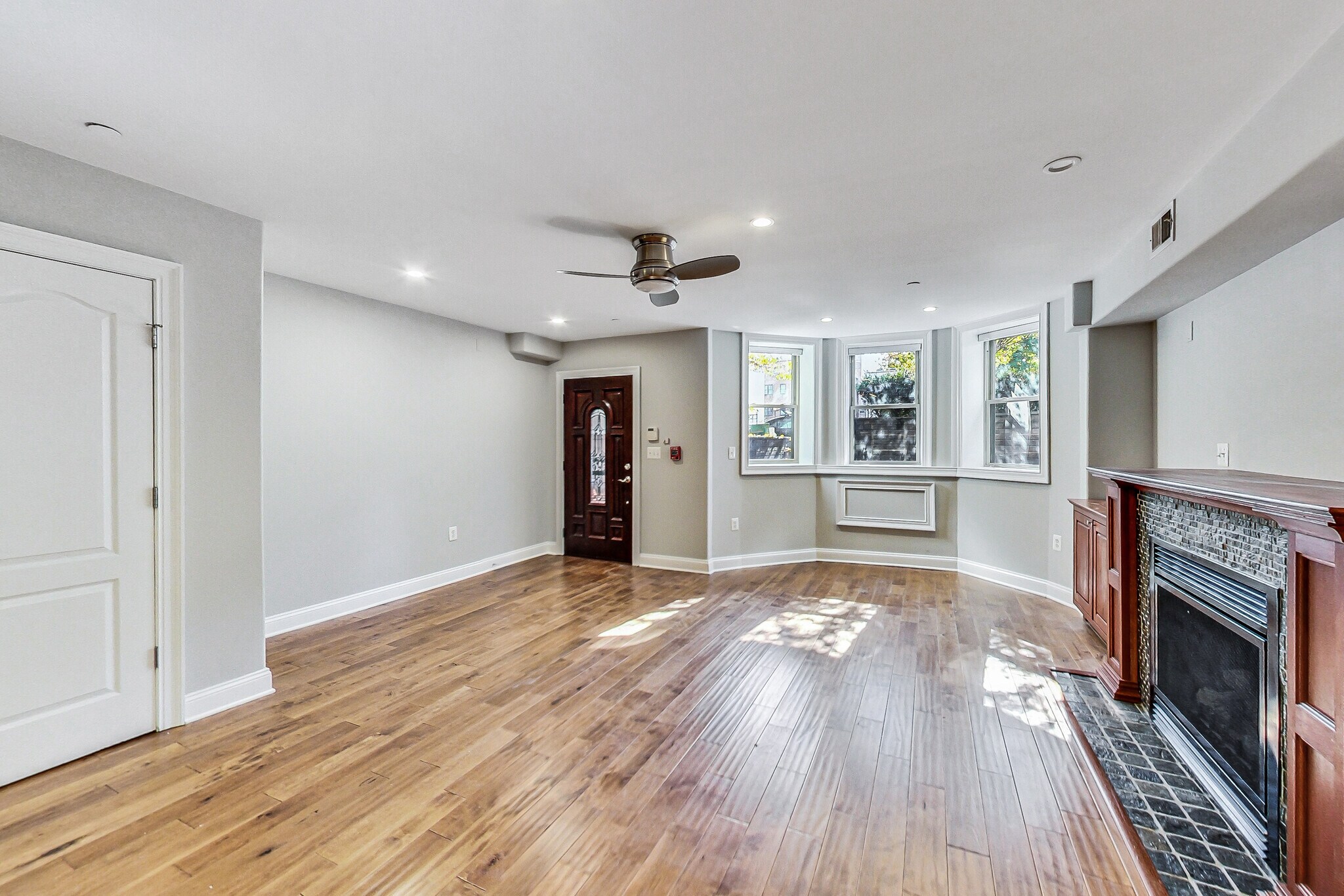 Building Photo - 1429 Clifton St NW