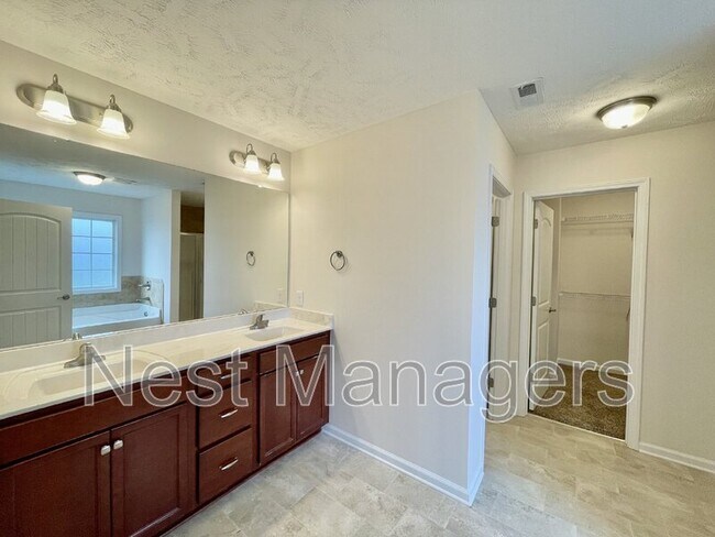Building Photo - 6326 Jacobs Creek Cir