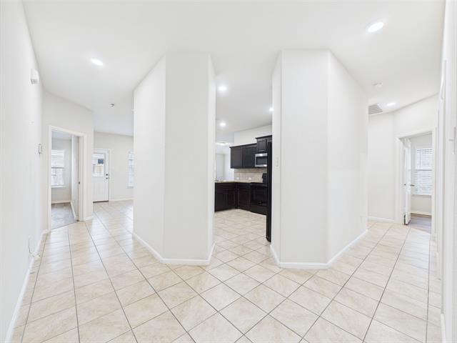 Building Photo - 9345 Herringbone Dr