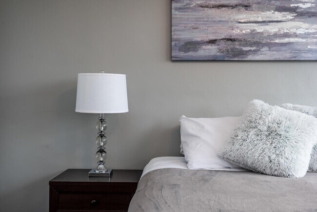 Building Photo - 215 Piedmont Ave NE