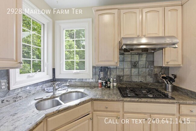 Building Photo - 2928 Marlow Farm Terrace
