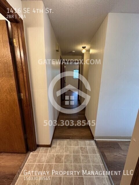 Building Photo - 1416 SE 4th St