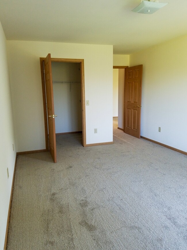 Building Photo - 5212 Paulson Rd