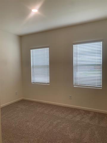 Building Photo - 822 Lexington Ln