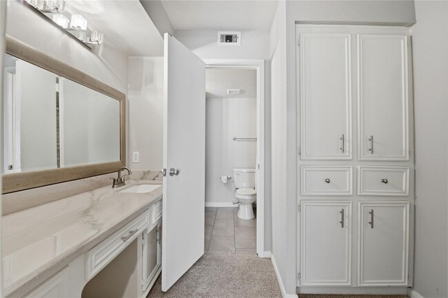 Building Photo - 7535 Olympia Dr