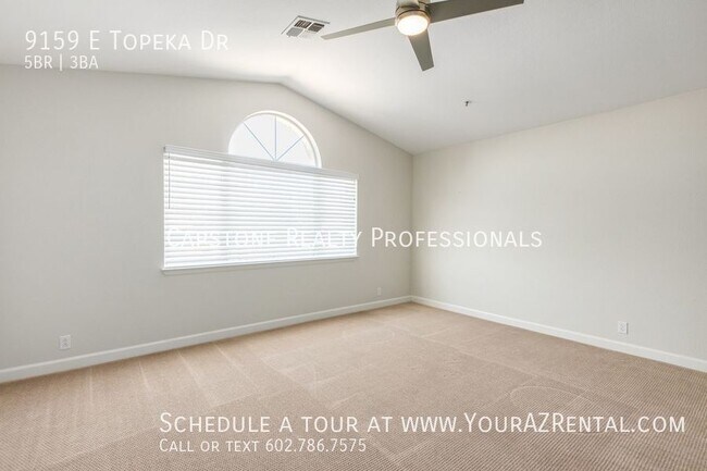 Building Photo - 9159 E Topeka Dr