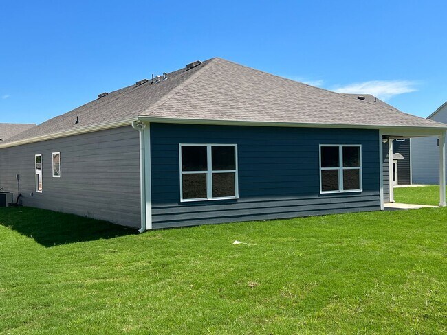 Building Photo - Newer 4BR / 2BA One-Level Home – Granite, Stainless Appliances, Large Backyard, Cul-de-Sac