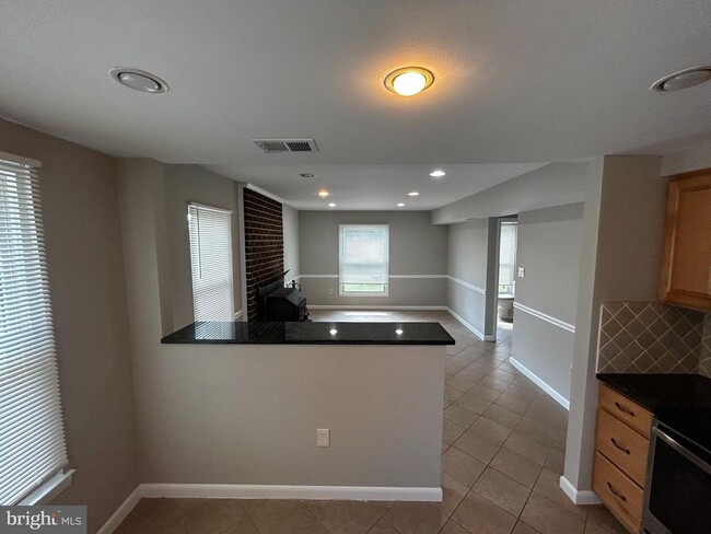 Building Photo - 1700 Sadlers Wells Dr