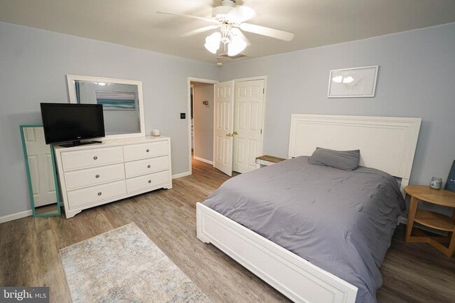 Building Photo - 3727 Village Trail