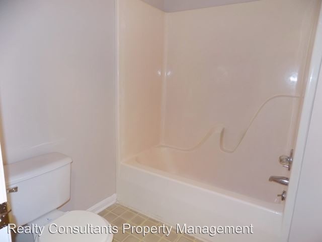 Building Photo - 3 br, 1.5 bath House - 4300 Holland Road