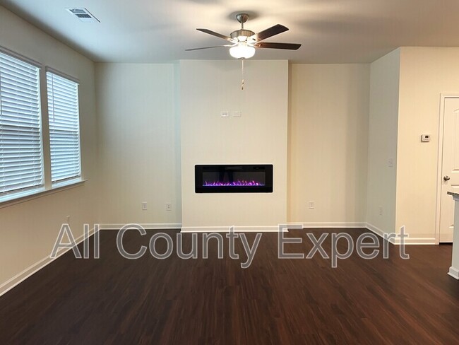 Building Photo - 272 Whitetail Cir
