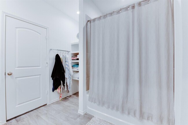 Building Photo - 5339 Tuscany Hills Ln