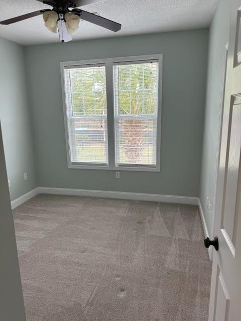 Building Photo - 1424 Rosewood Ln