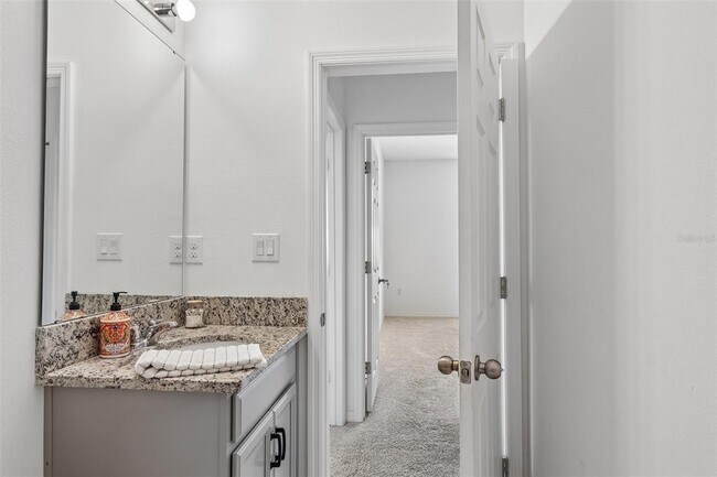 Building Photo - 343 Blue Cypress Dr