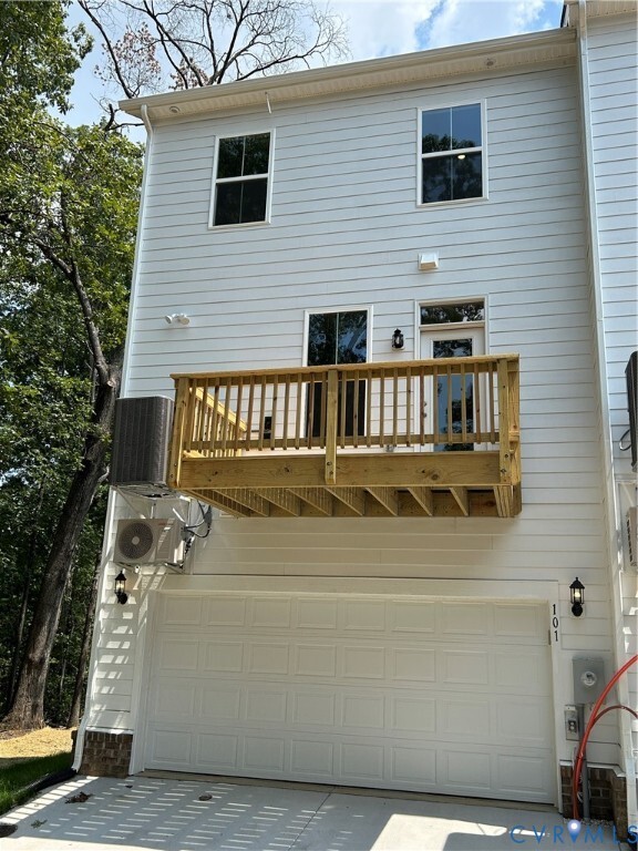 Building Photo - 101 Avenda Ln
