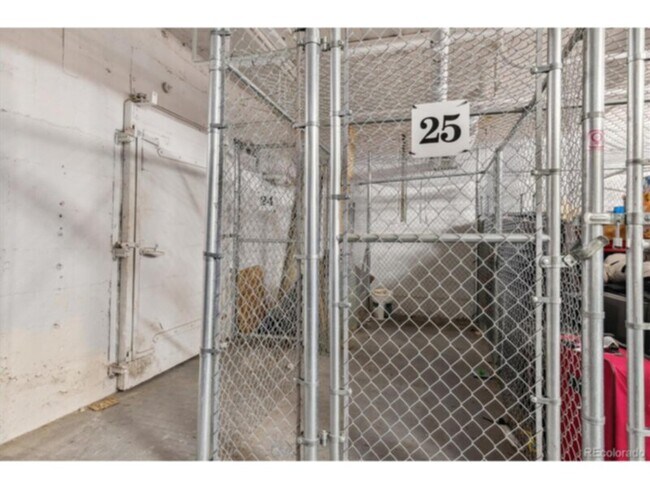 Building Photo - 1111 Osage St