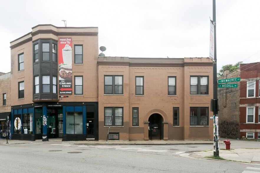 Primary Photo - 2835 W Medill Ave