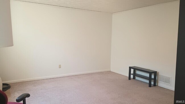 Building Photo - 1601 S Dorchester Dr
