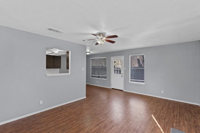 Building Photo - 9203 Kempler Dr