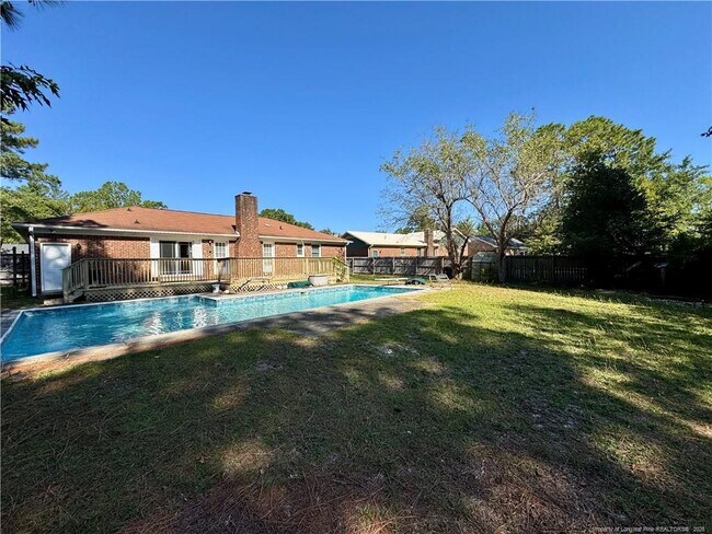 Building Photo - 5706 McDougal Dr