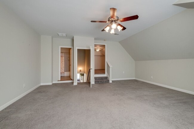 Building Photo - 218 Stoners Glen Ct