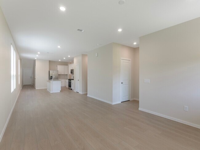 Building Photo - 15881 Blass Vly Dr