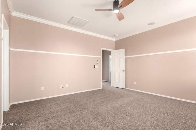 Building Photo - 15204 W Westview Dr