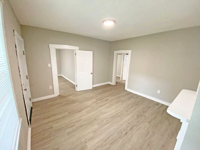 Building Photo - Home on Market