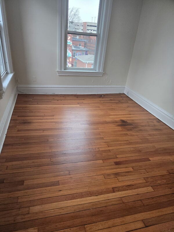 Building Photo - 25 High St