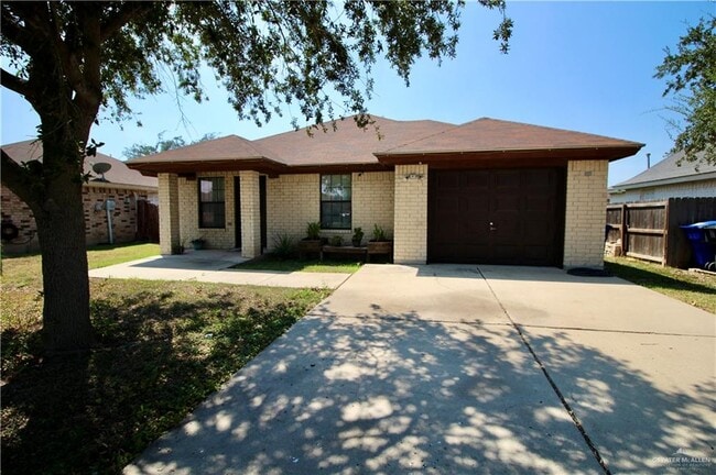 Building Photo - 12 S 28th Ln