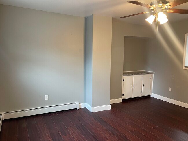 Living Room - 202 Jefferson St