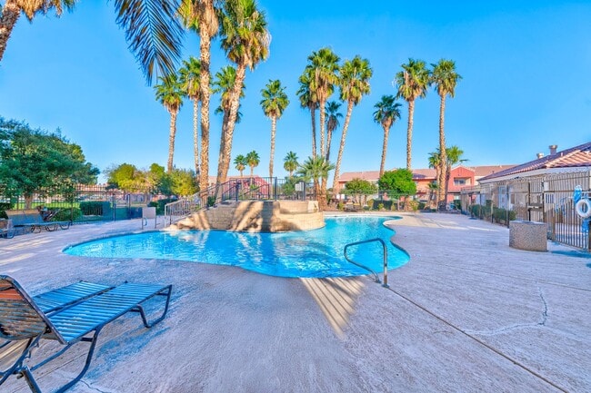 Building Photo - 4730 E Craig Rd