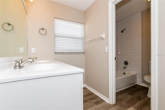 Building Photo - 10624 Lake Ralph Dr