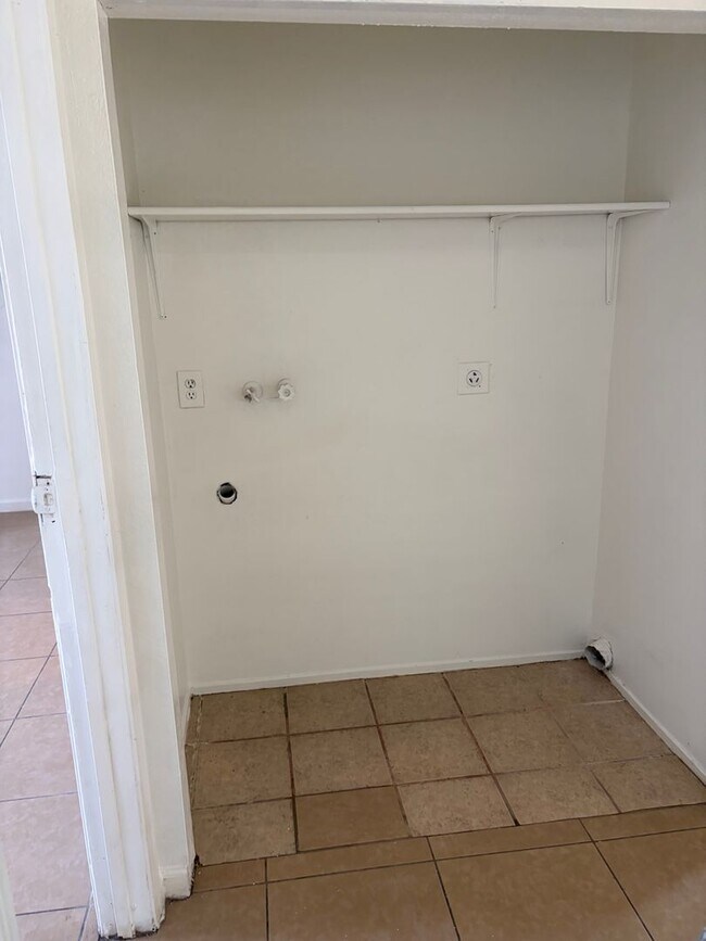 Building Photo - 2762 Sidewinder Ln