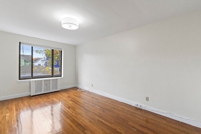 Building Photo - 38-40 Cedar Street Unit 243