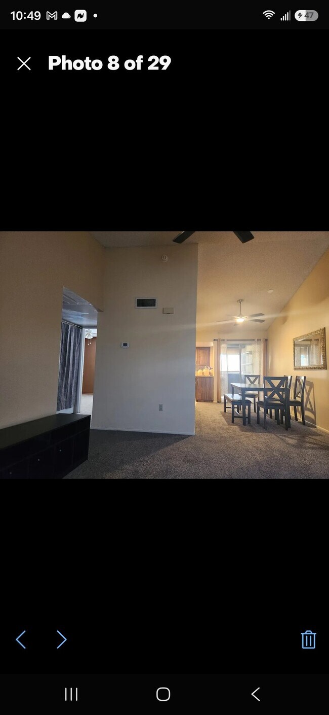 Building Photo - 461 W Holmes Ave