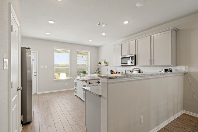 Building Photo - 7410 Arabian Moon Trail