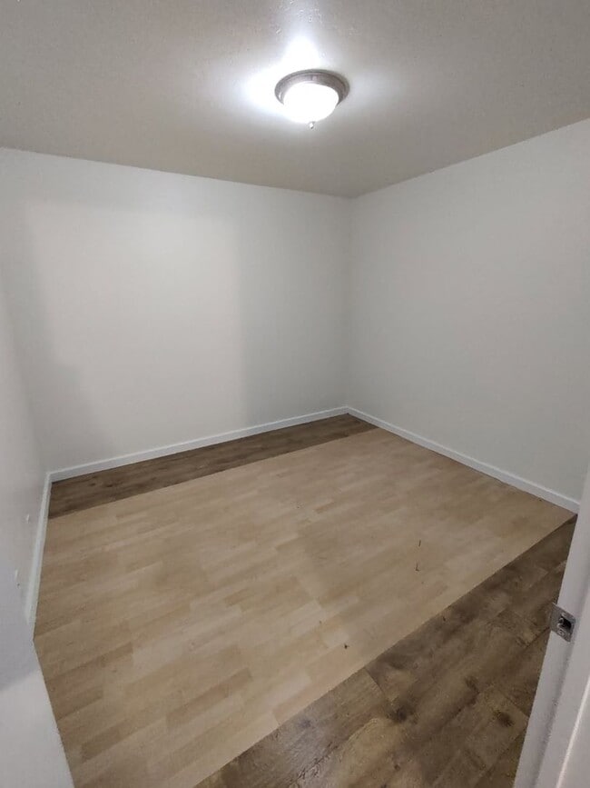 Building Photo - Move-In Ready 3-Bedroom Cabin-Style Home with Huge Yard, Deck & Garage in Pine Mountain Club