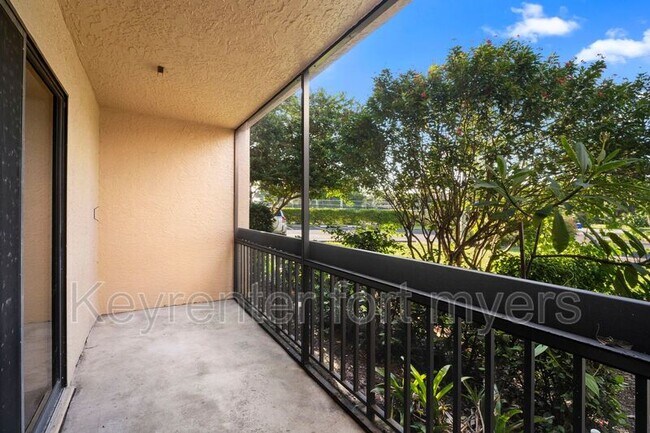 Building Photo - 15456 Admiralty Cir