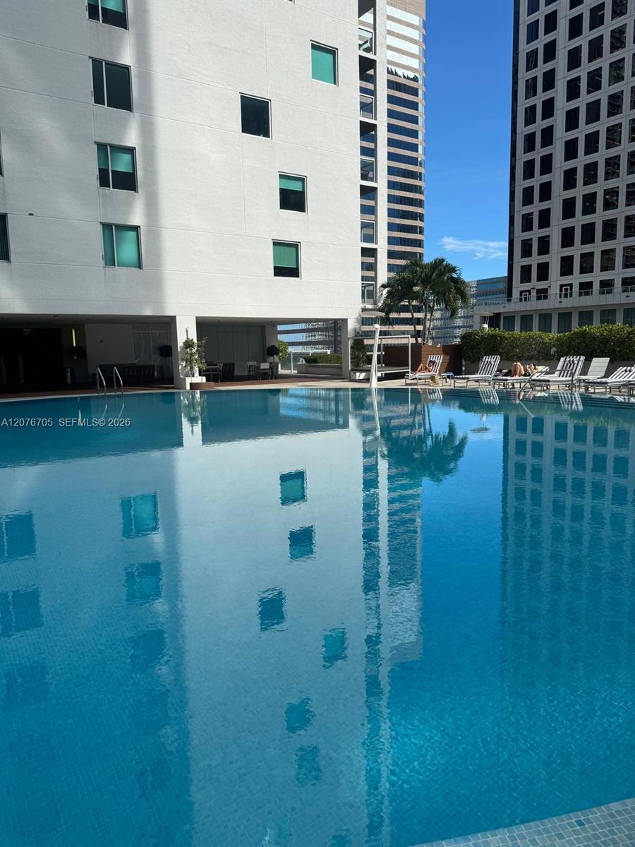 Building Photo - 500 Brickell Ave