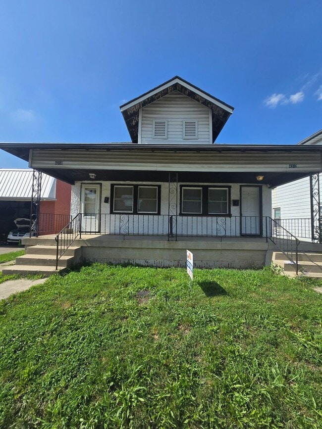 Building Photo - 4312 E Michigan St
