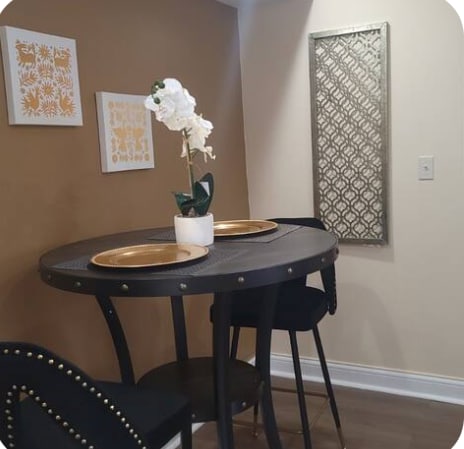 Dinette Area - 2137 Highland Ave