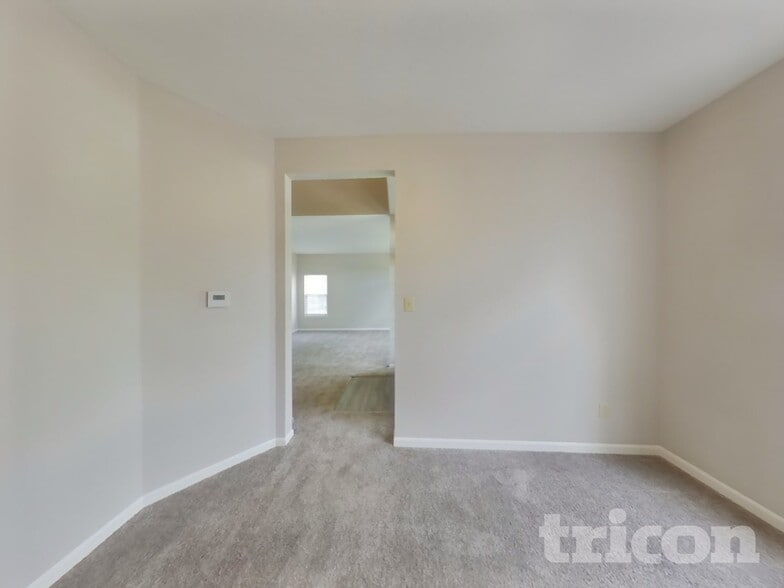 Building Photo - 3127 Woodlane Ct